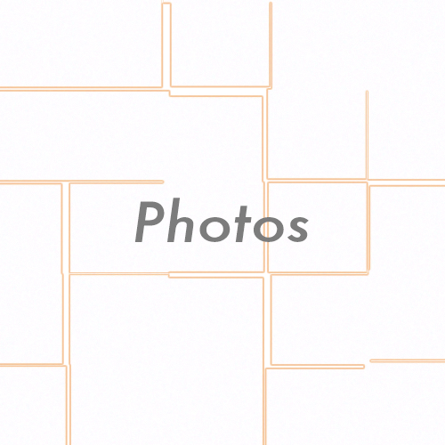 button linking to photos